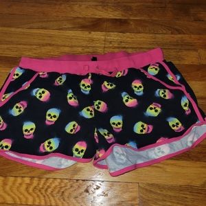 Size 1 xl Torrid sleep shorts skulls pockets EUC